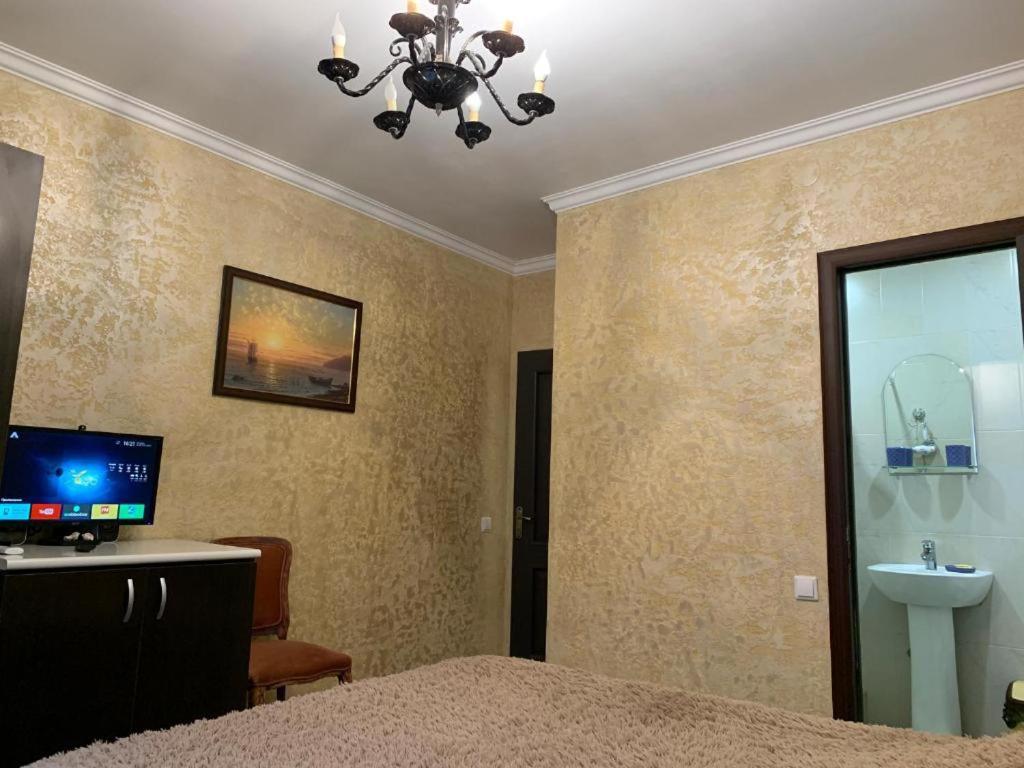 Guest House Chalet Agave 가그라 외부 사진