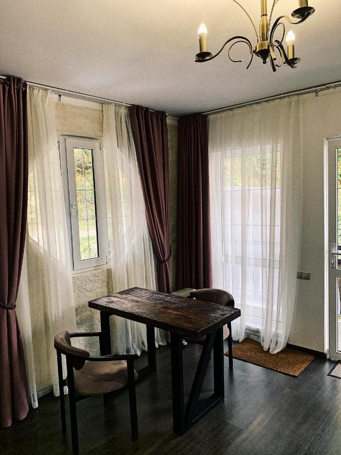 Guest House Chalet Agave 가그라 외부 사진