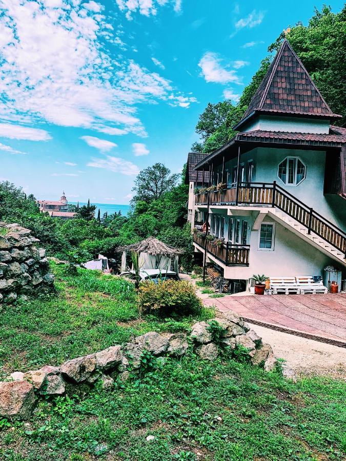 Guest House Chalet Agave 가그라 외부 사진